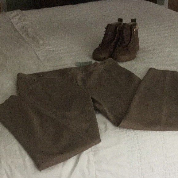 😍 taupe skinny pants 🦋 - Picture 3 of 5